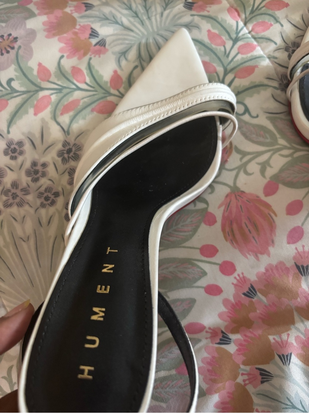 White Pointed-Toe Slingback Heel